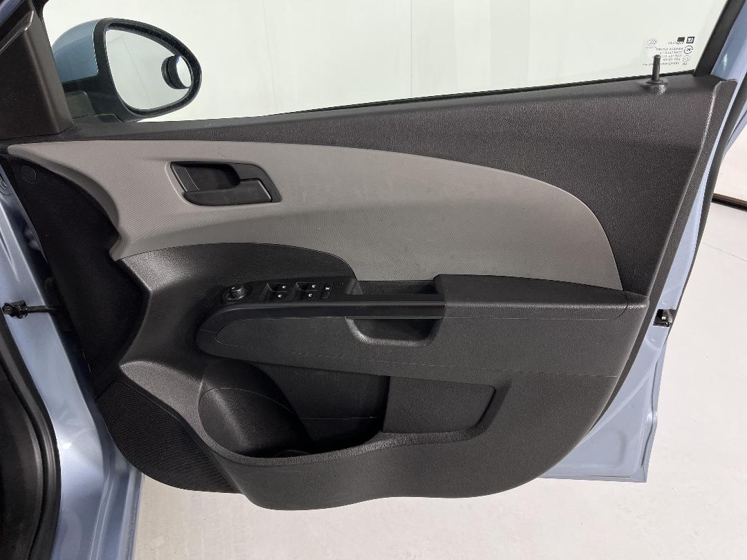 Photo '15' of Holden Barina Photo '15' of Holden Barina