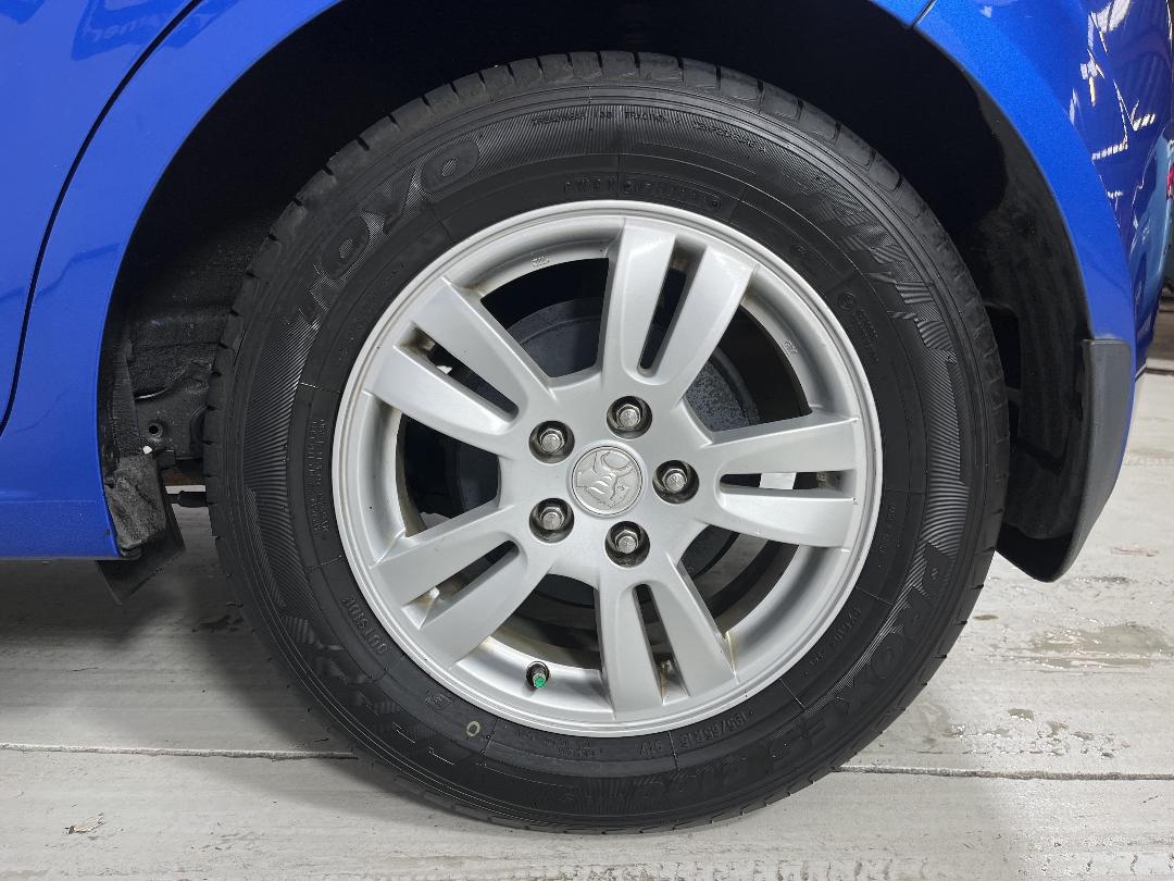 Photo '11' of Holden Barina Photo '11' of Holden Barina