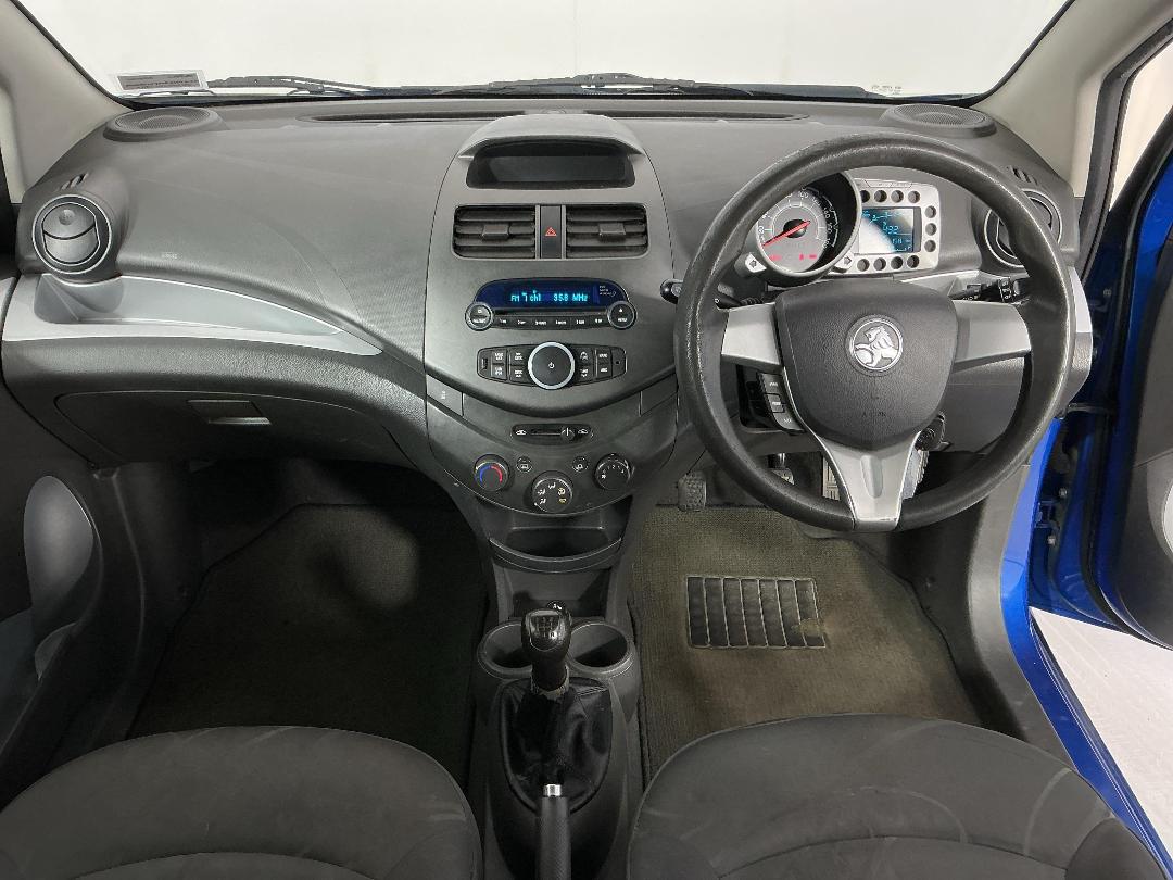 Photo '17' of Holden Barina Spark