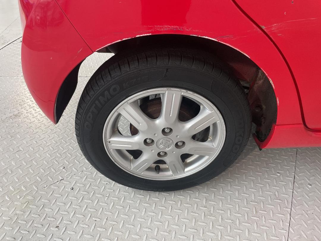 Photo '12' of Holden Barina Spark