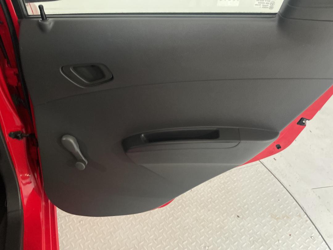 Photo '19' of Holden Barina Spark