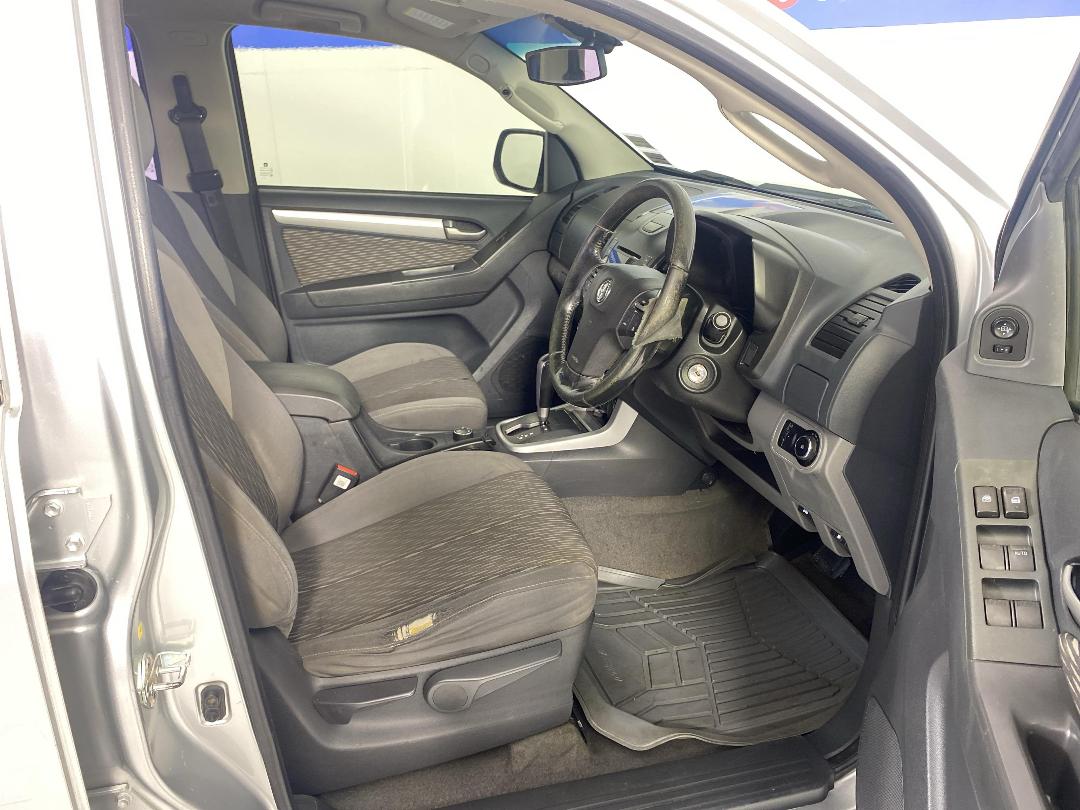 Photo '16' of Holden Colorado