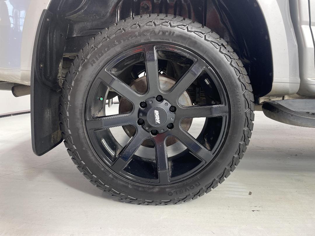 Photo '12' of Holden Colorado