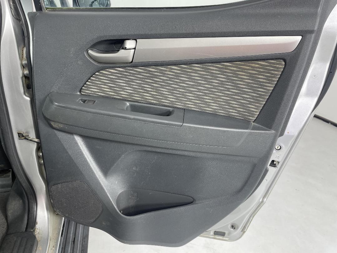 Photo '19' of Holden Colorado