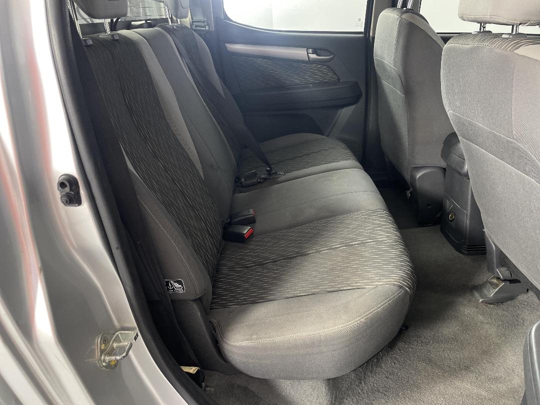 Photo '20' of Holden Colorado