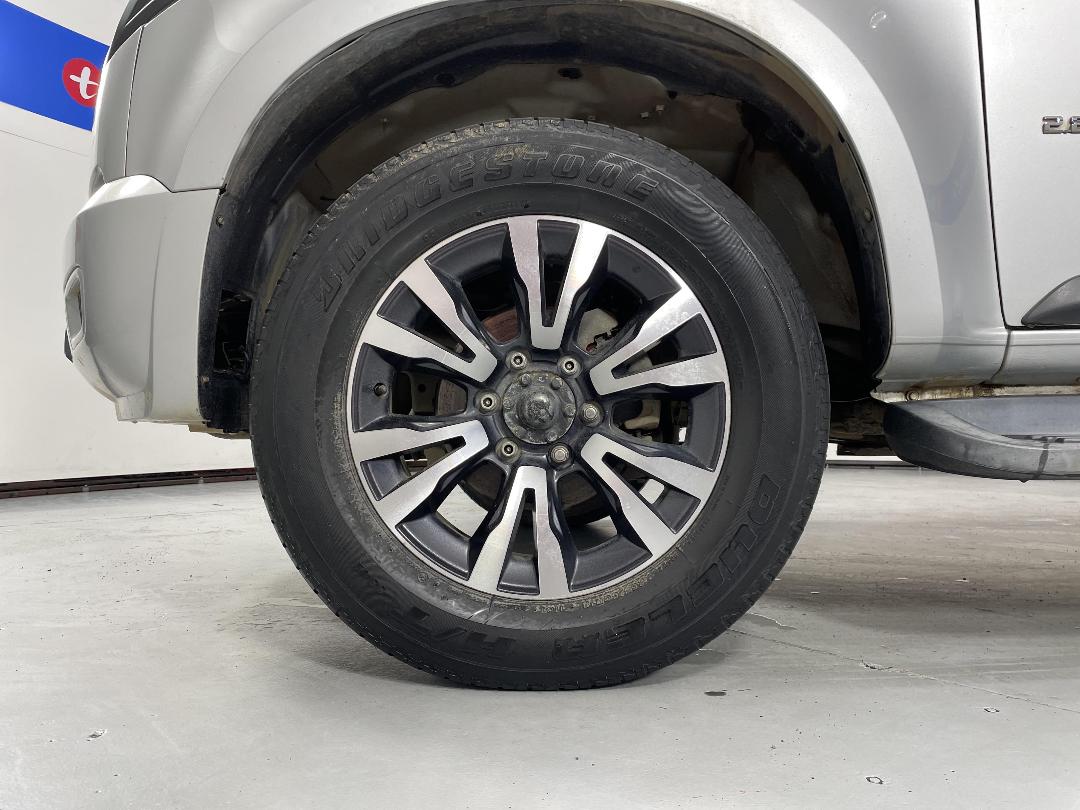 Photo '10' of Holden Colorado