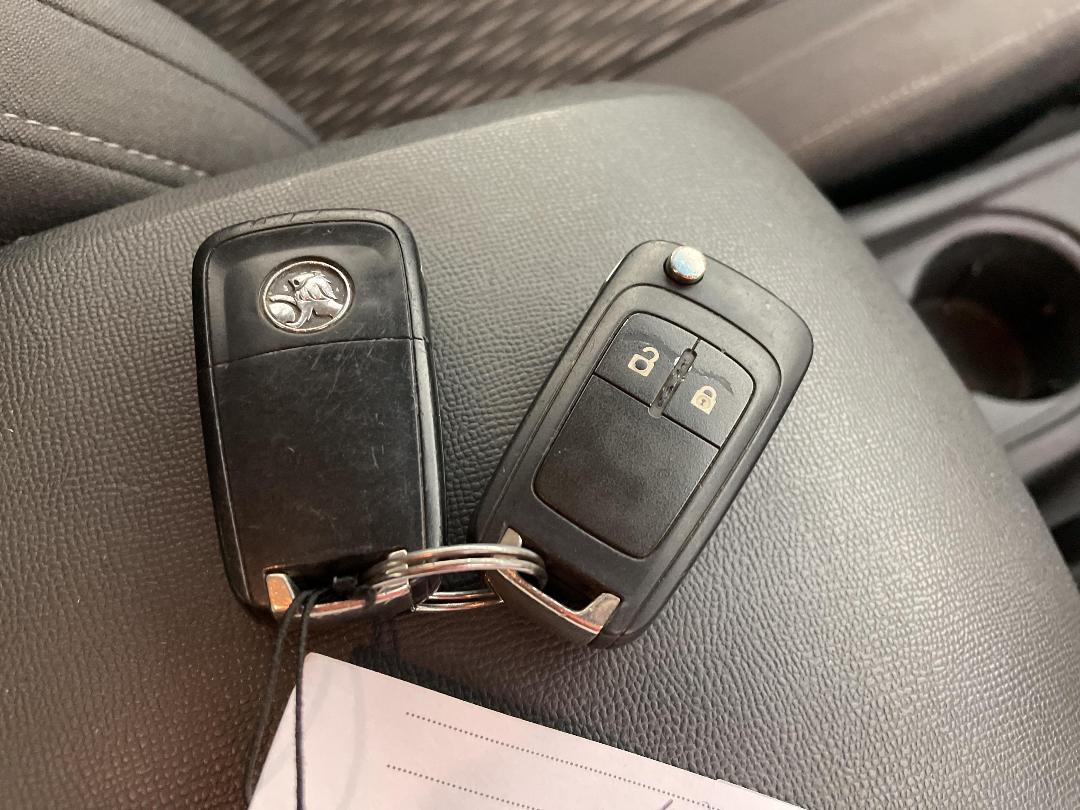 Photo '22' of Holden Colorado