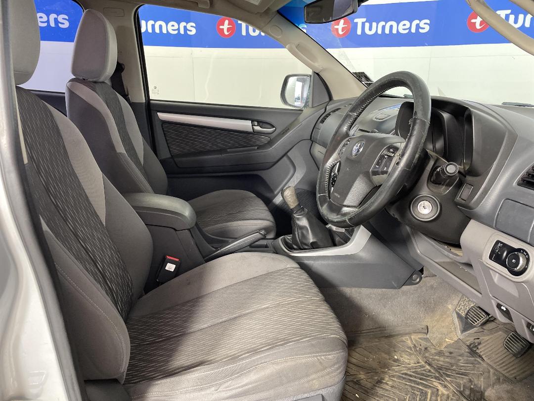 Photo '16' of Holden Colorado