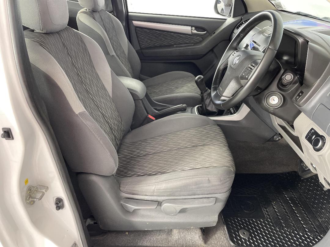 Photo '16' of Holden Colorado Photo '16' of Holden Colorado