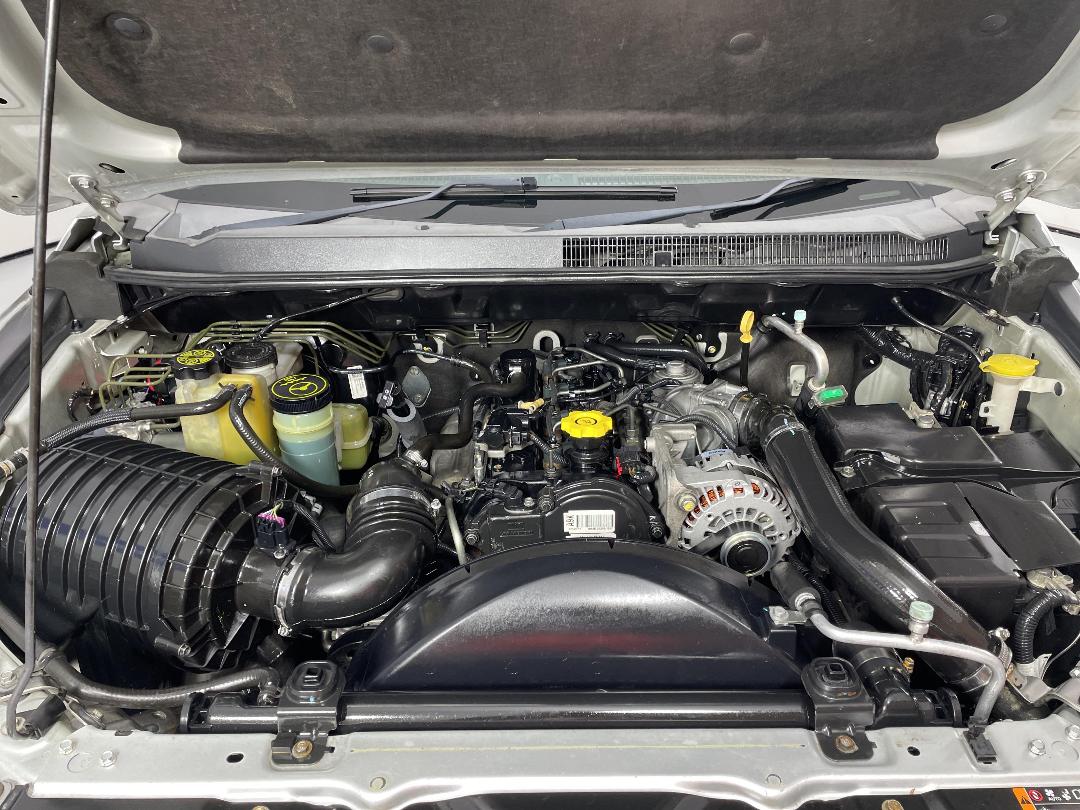 Photo '13' of Holden Colorado