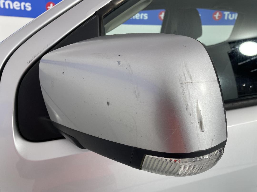 Photo '30' of Holden Colorado