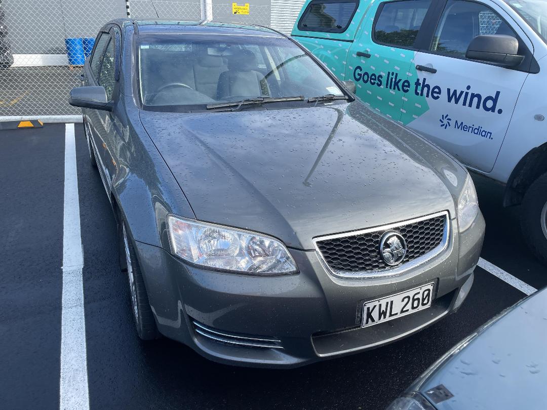 Photo '3' of Holden Commodore Omega Photo '3' of Holden Commodore Omega