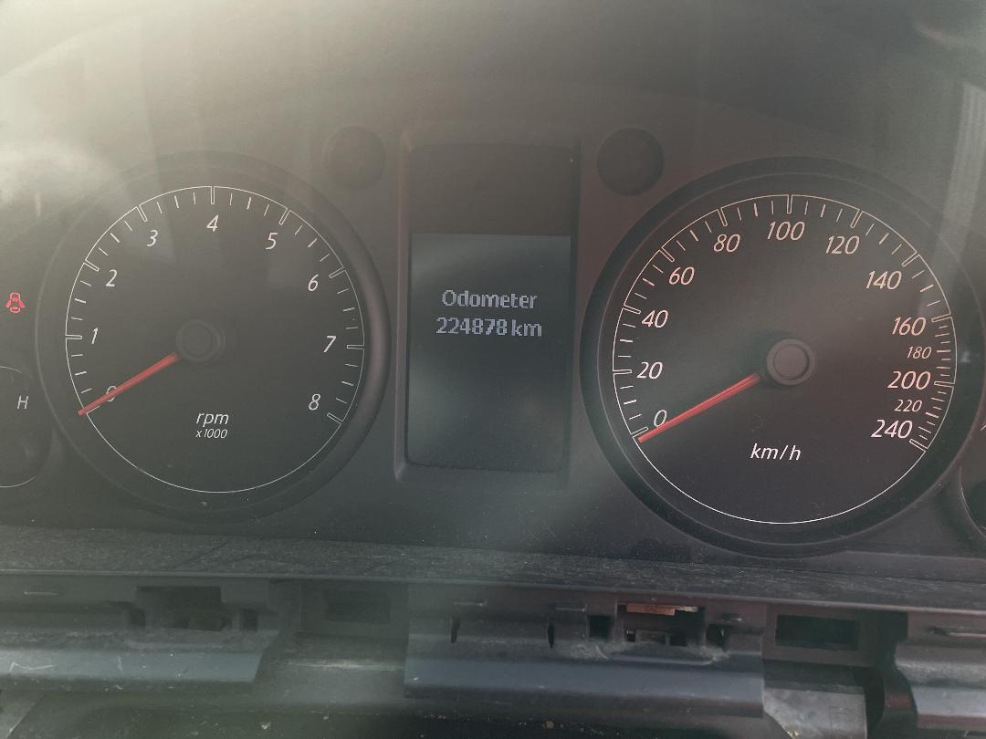 Photo '16' of Holden Commodore Omega Photo '16' of Holden Commodore Omega