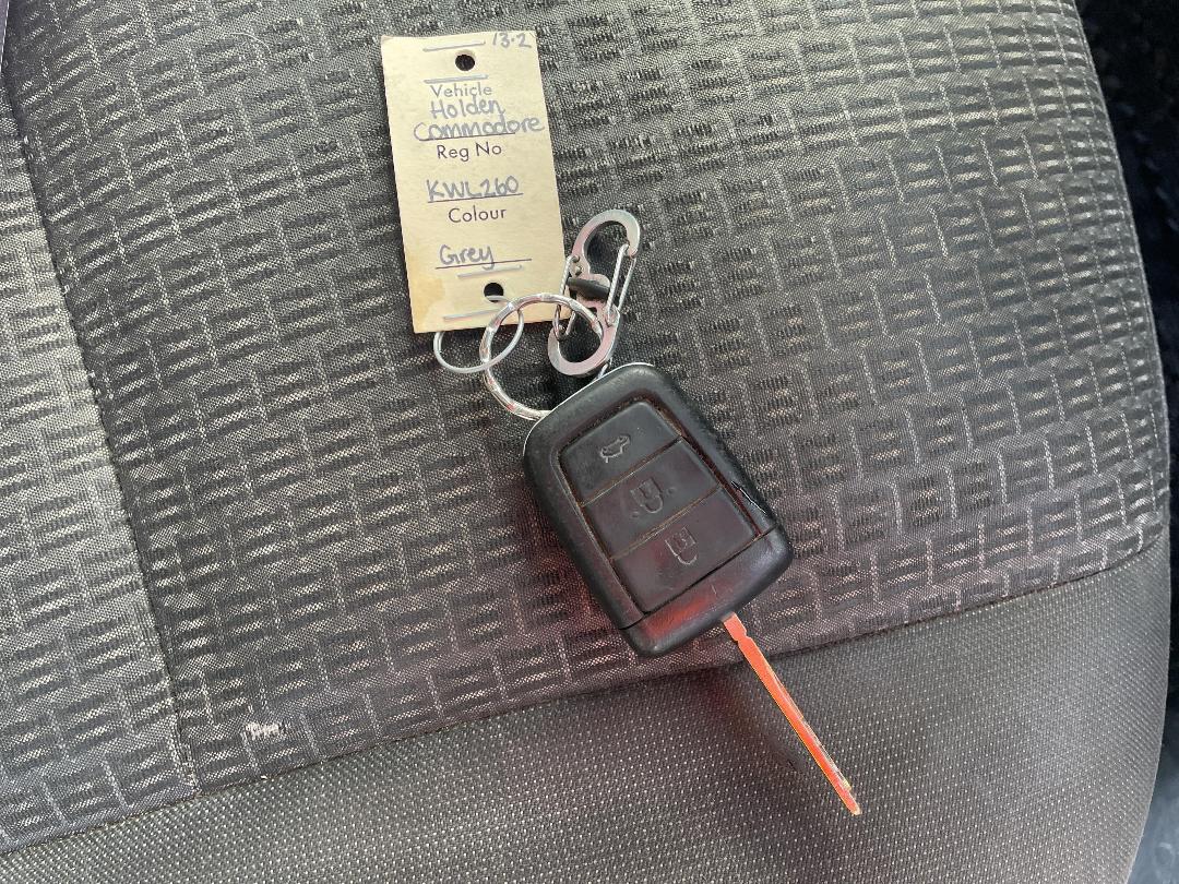 Photo '15' of Holden Commodore Omega Photo '15' of Holden Commodore Omega