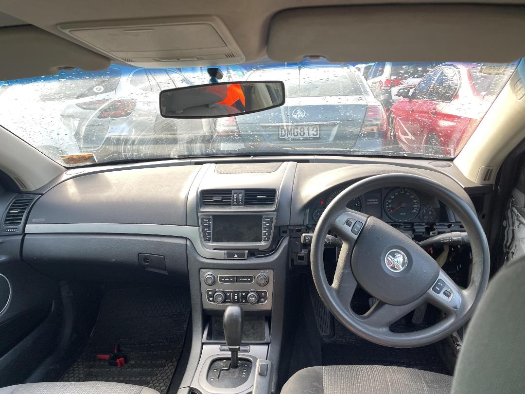 Photo '19' of Holden Commodore Omega Photo '19' of Holden Commodore Omega