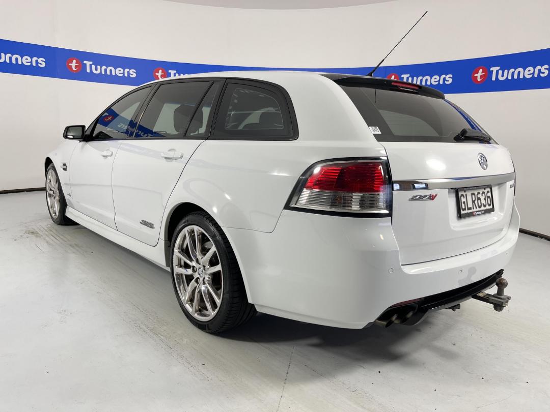 Photo '5' of Holden Commodore Photo '5' of Holden Commodore