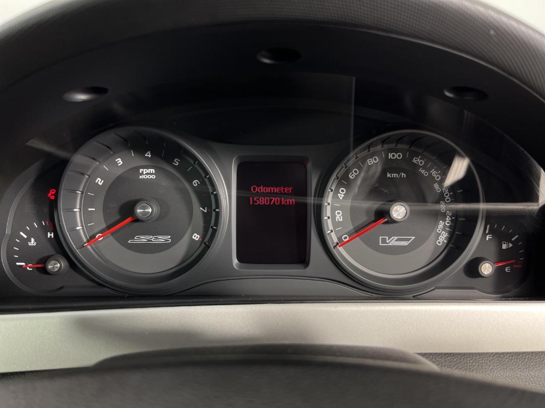 Photo '21' of Holden Commodore Photo '21' of Holden Commodore