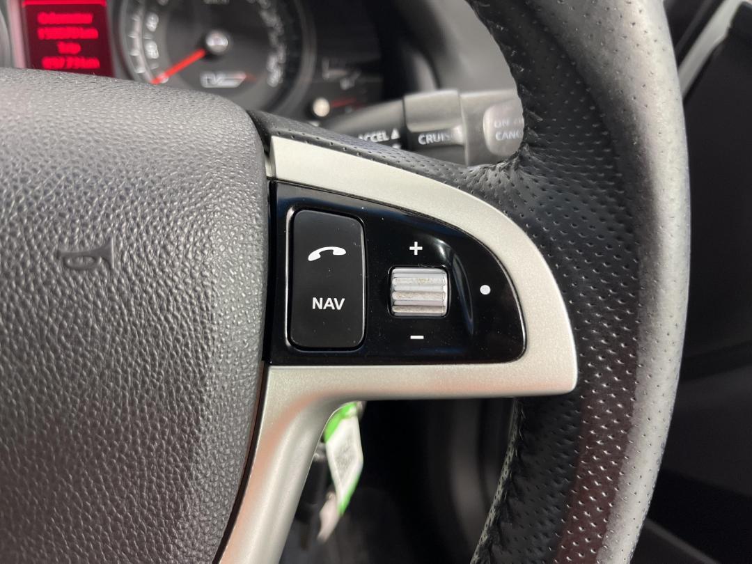 Photo '23' of Holden Commodore Photo '23' of Holden Commodore