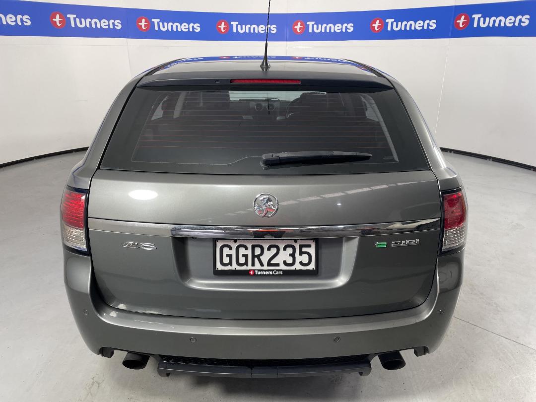 Photo '6' of Holden Commodore Photo '6' of Holden Commodore