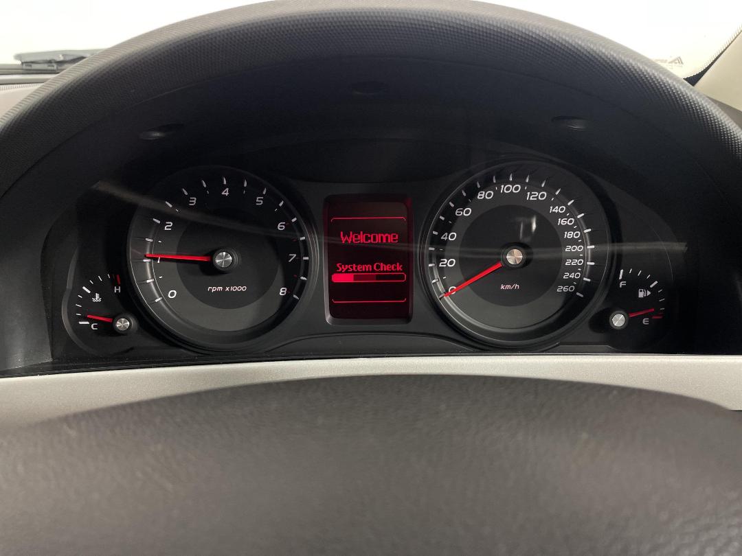 Photo '21' of Holden Commodore Photo '21' of Holden Commodore