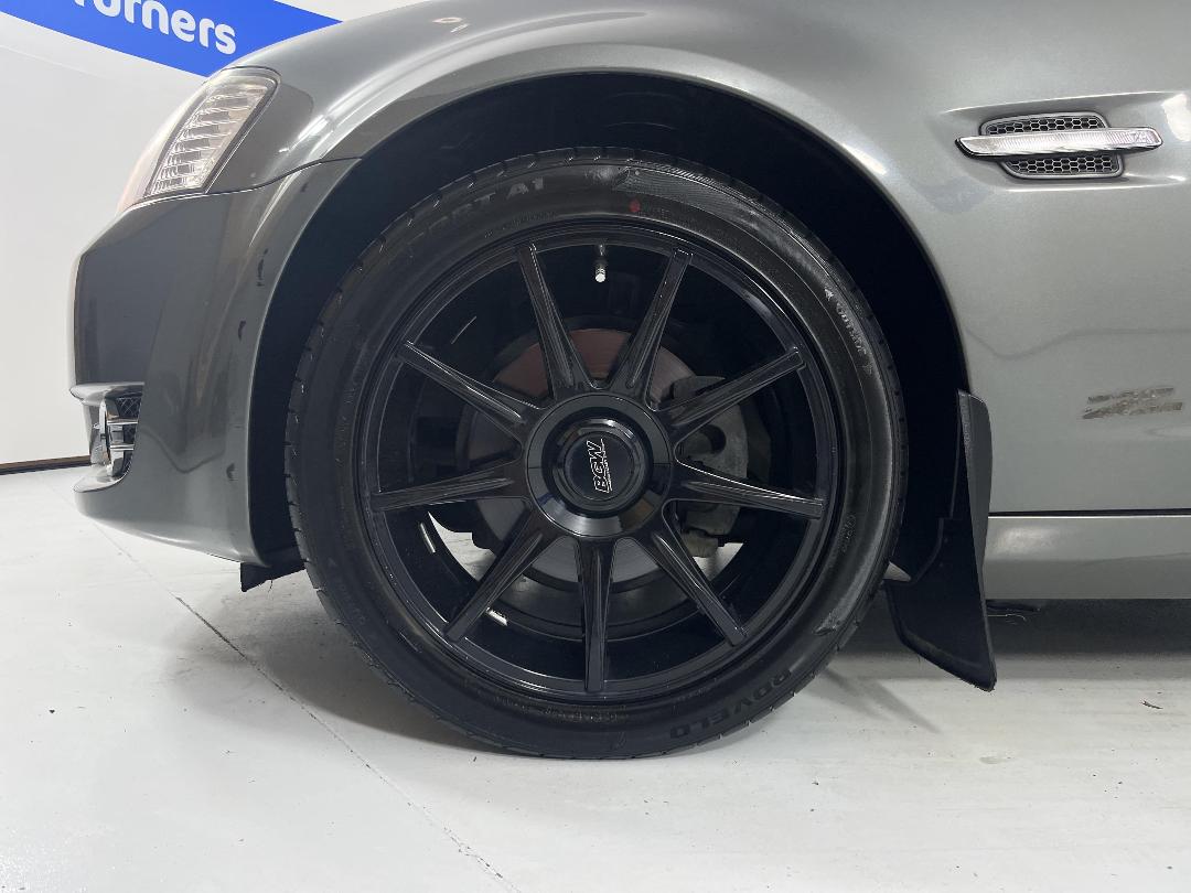 Photo '10' of Holden Commodore