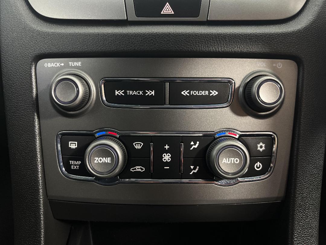 Photo '26' of Holden Commodore