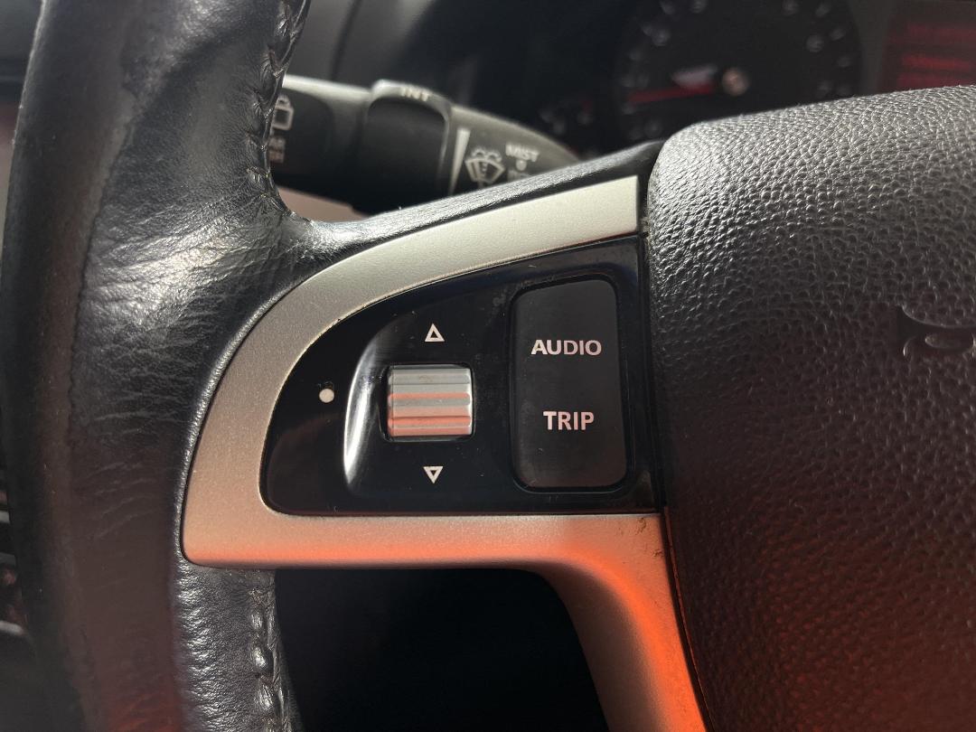 Photo '25' of Holden Commodore Photo '25' of Holden Commodore