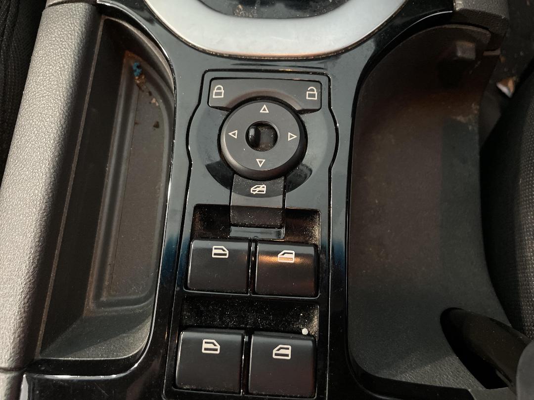 Photo '26' of Holden Commodore