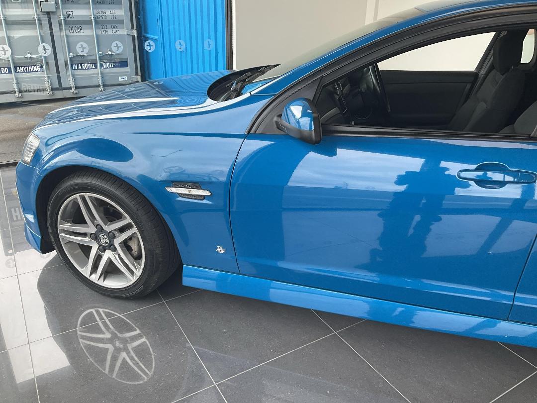 Photo '10' of Holden Commodore