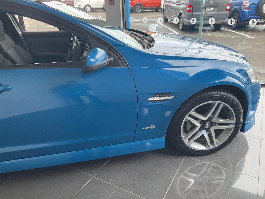 Photo '9' of Holden Commodore