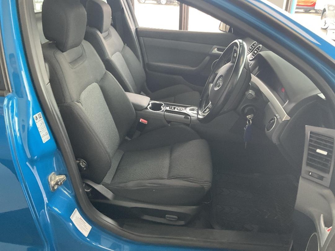 Photo '5' of Holden Commodore