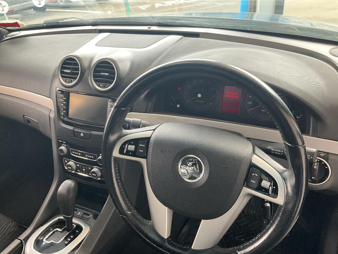 Photo '17' of Holden Commodore