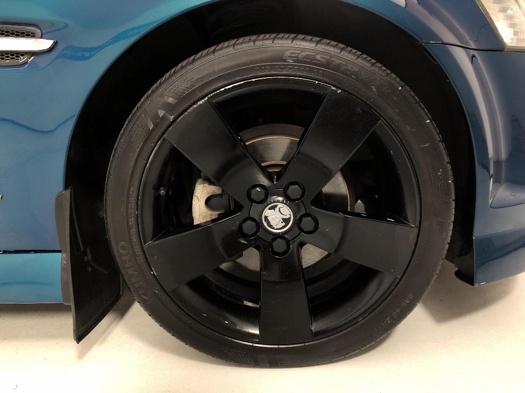 Photo '9' of Holden Commodore Photo '9' of Holden Commodore