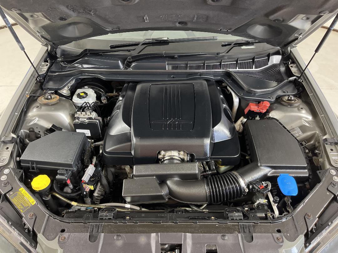 Photo '13' of Holden Commodore Photo '13' of Holden Commodore