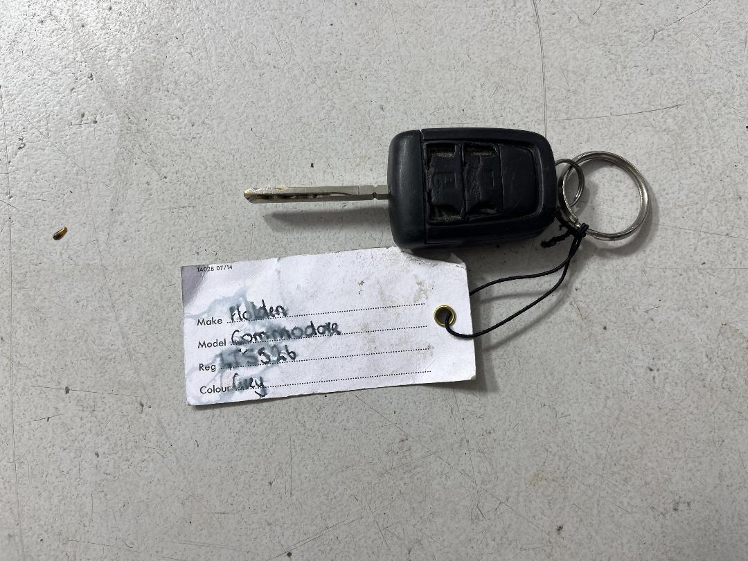 Photo '20' of Holden Commodore Photo '20' of Holden Commodore