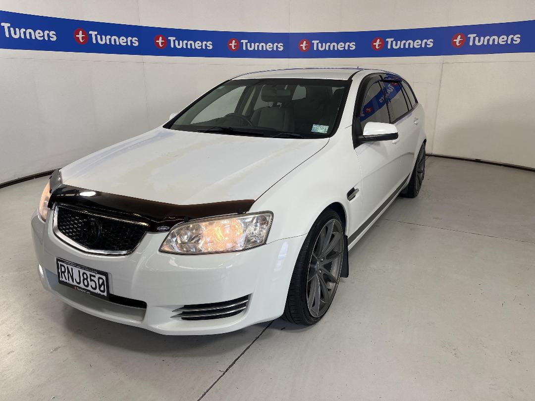 Photo '4' of Holden Commodore Photo '4' of Holden Commodore