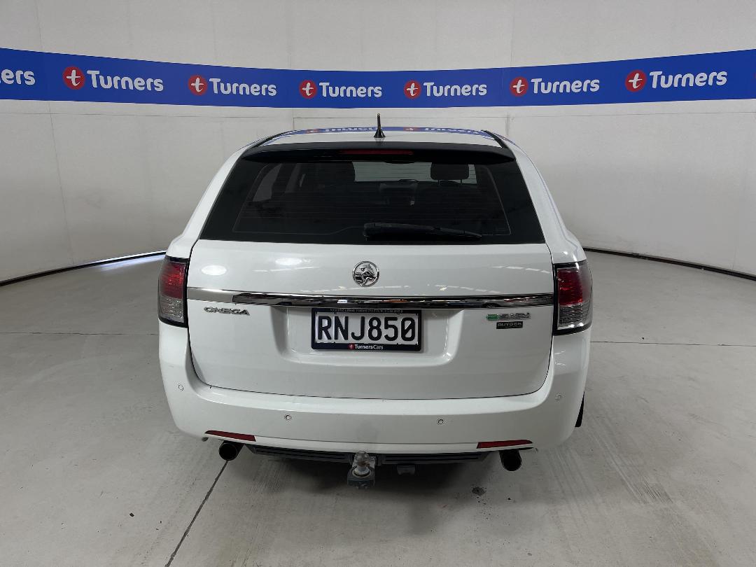 Photo '6' of Holden Commodore Photo '6' of Holden Commodore