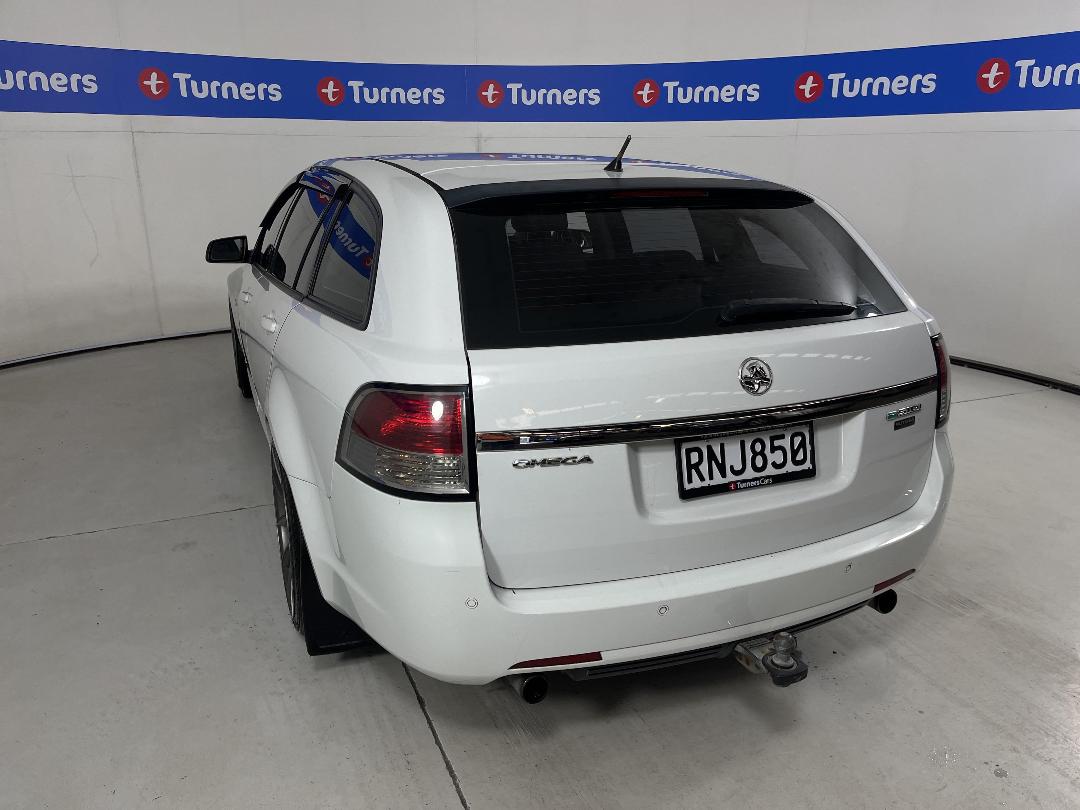 Photo '5' of Holden Commodore Photo '5' of Holden Commodore