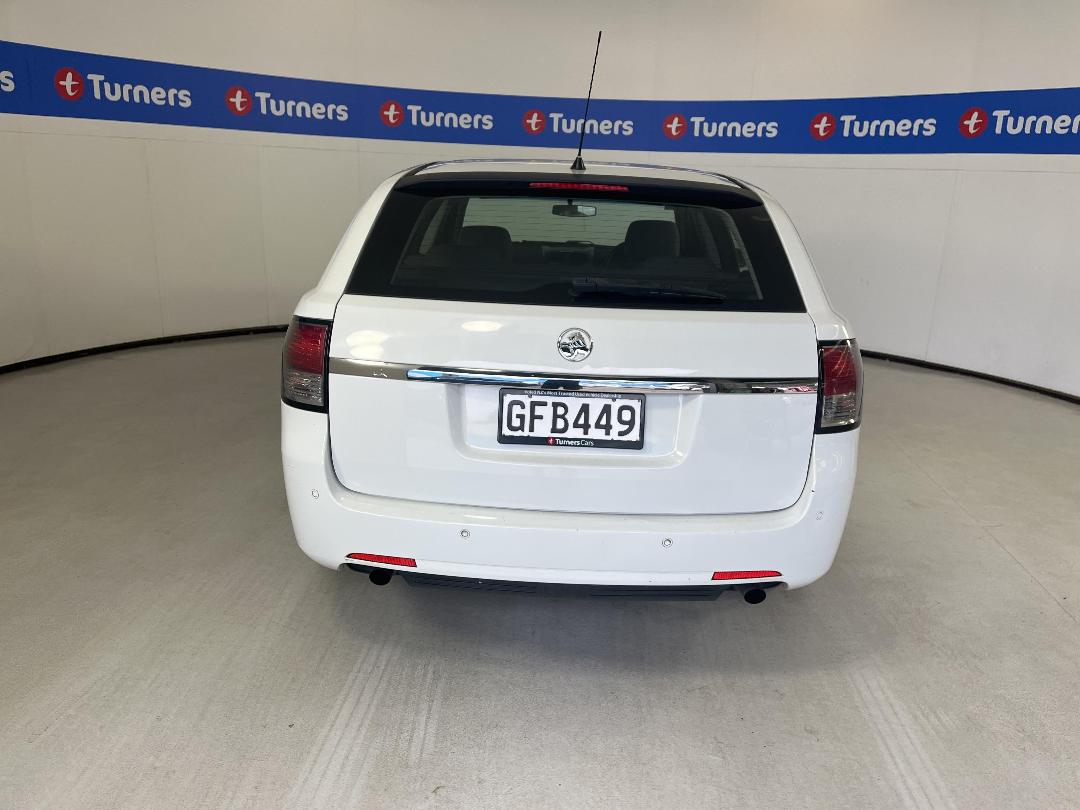 Photo '6' of Holden Commodore