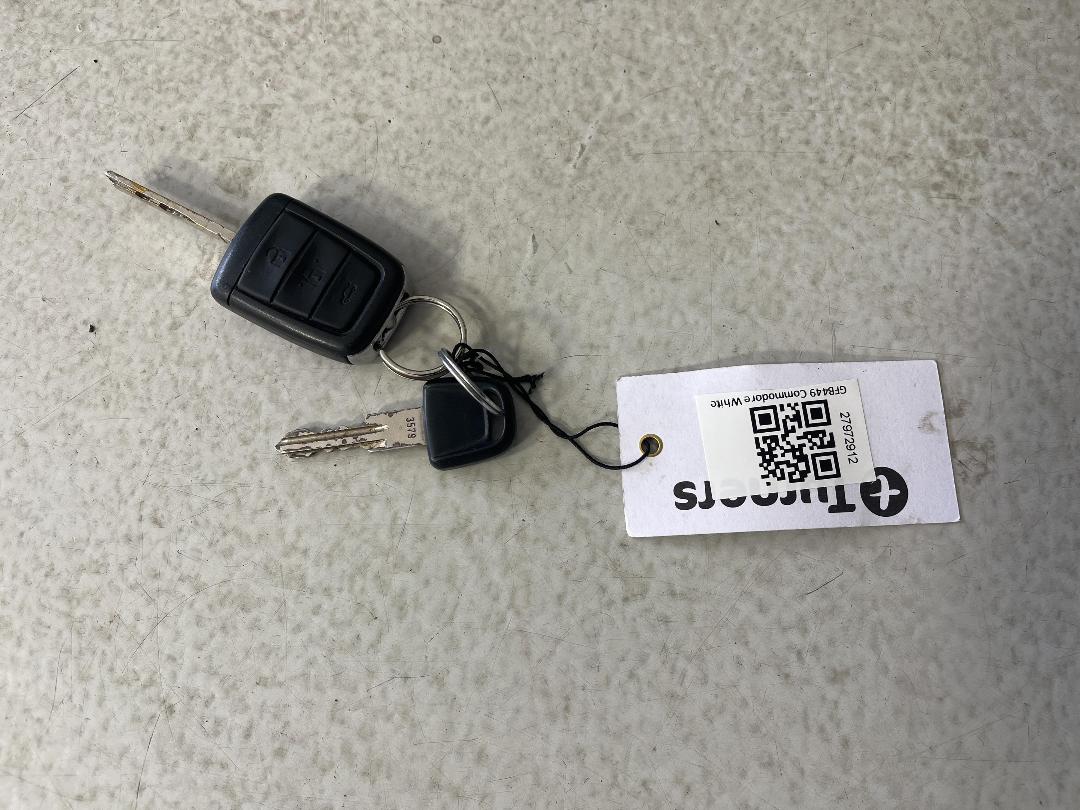 Photo '22' of Holden Commodore