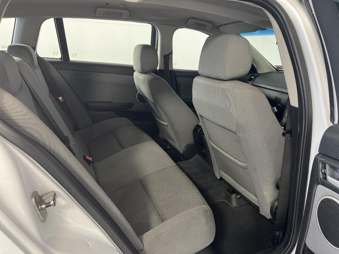 Photo '20' of Holden Commodore