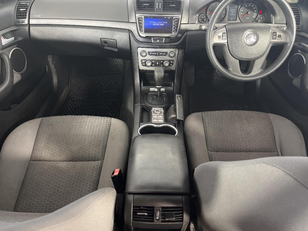 Photo '18' of Holden Commodore