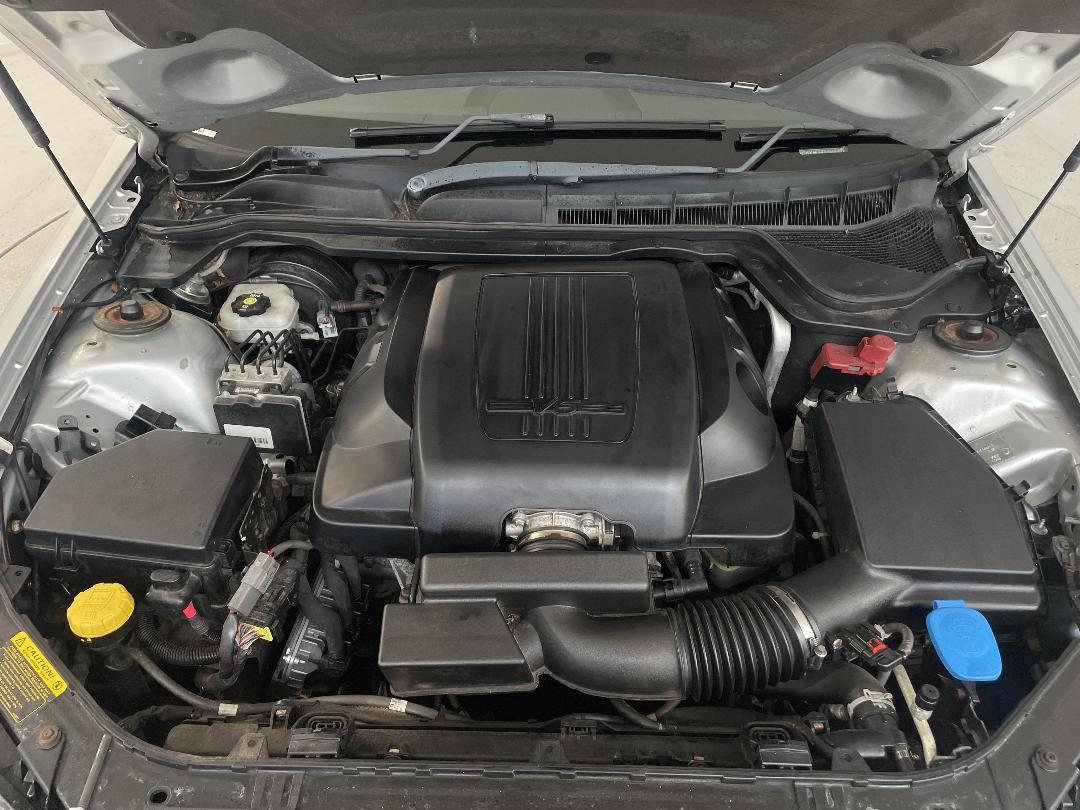 Photo '13' of Holden Commodore Photo '13' of Holden Commodore