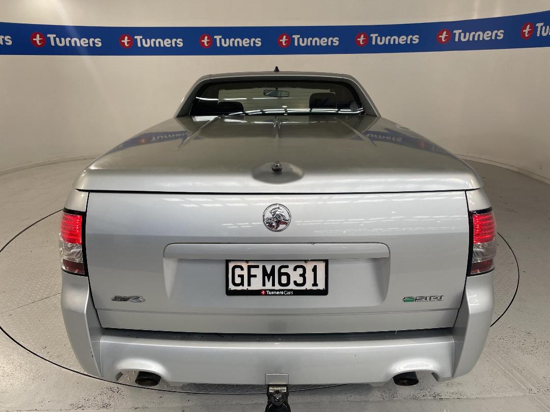 Photo '6' of Holden Commodore Photo '6' of Holden Commodore