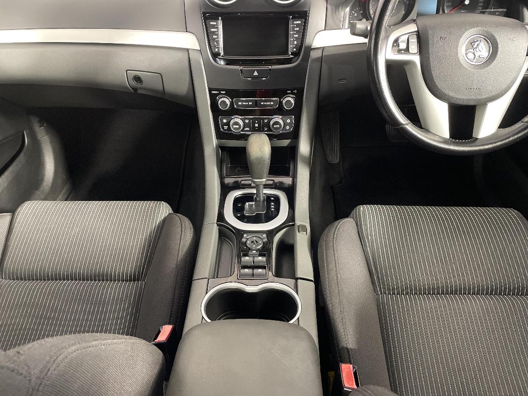 Photo '18' of Holden Commodore