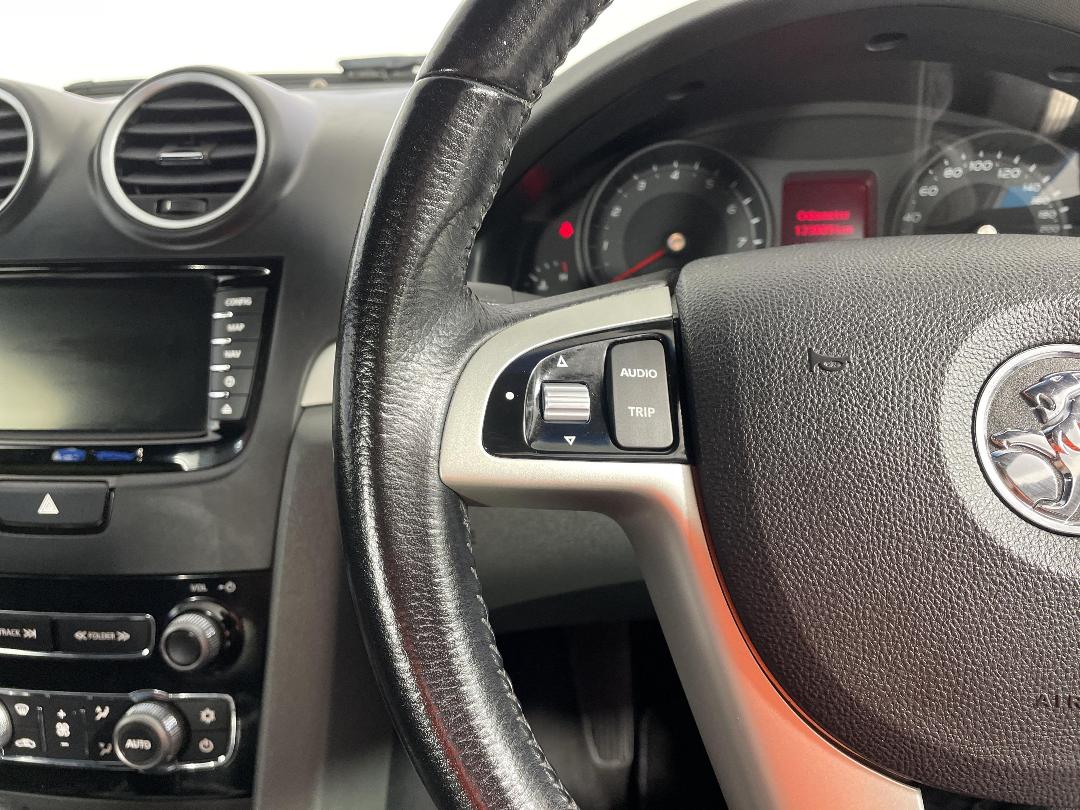 Photo '27' of Holden Commodore