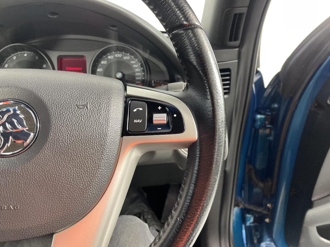 Photo '28' of Holden Commodore