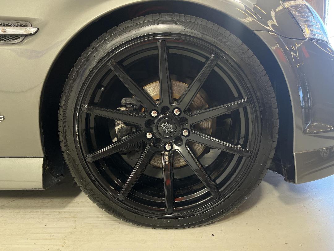 Photo '9' of Holden Commodore Photo '9' of Holden Commodore