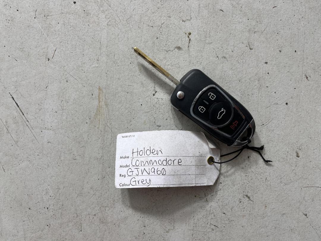 Photo '22' of Holden Commodore Photo '22' of Holden Commodore