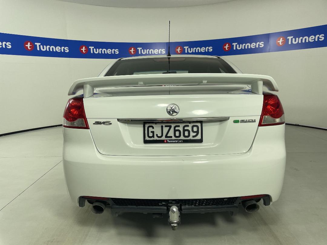 Photo '6' of Holden Commodore